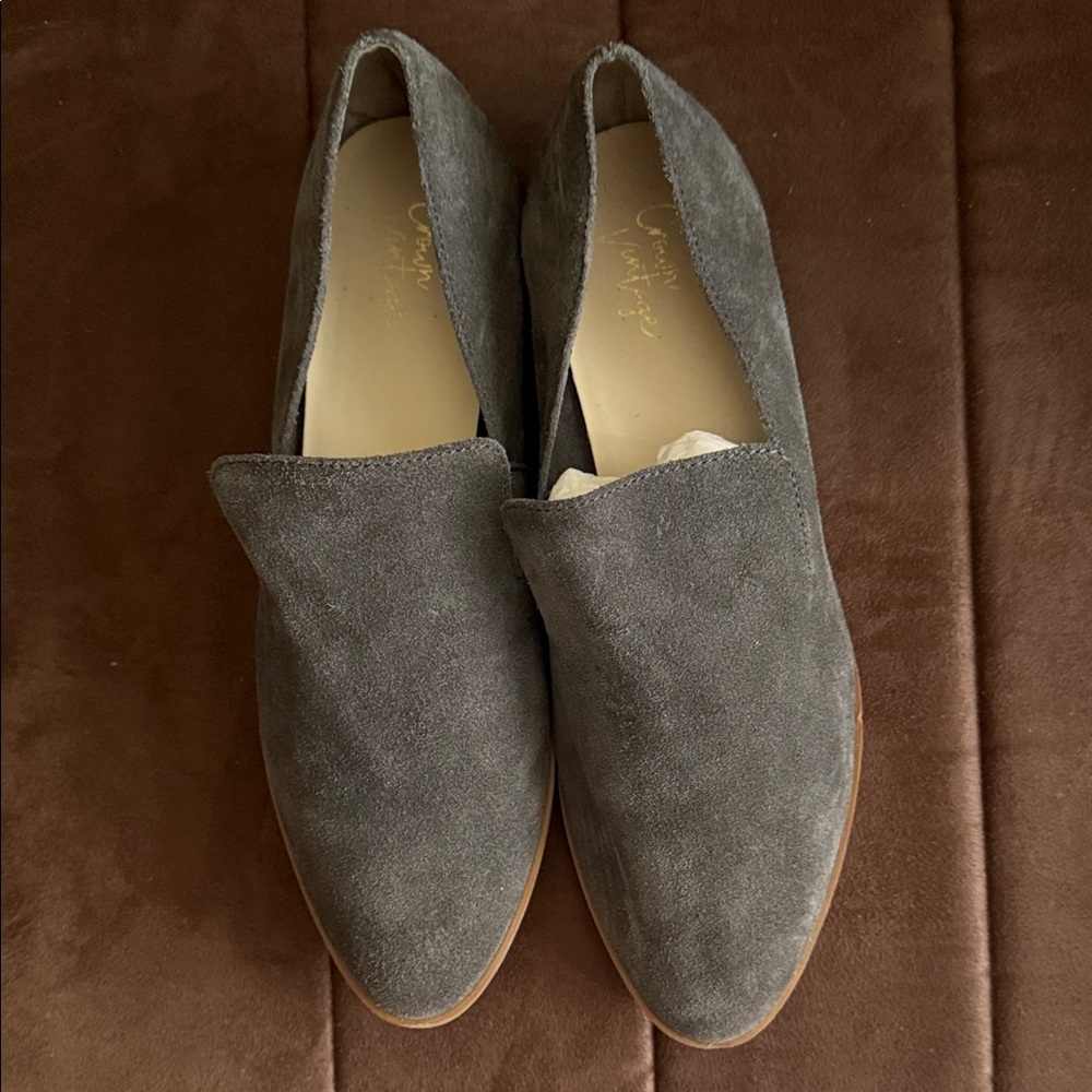 Crown Vintage Gray Suede Pointed Toe Flats